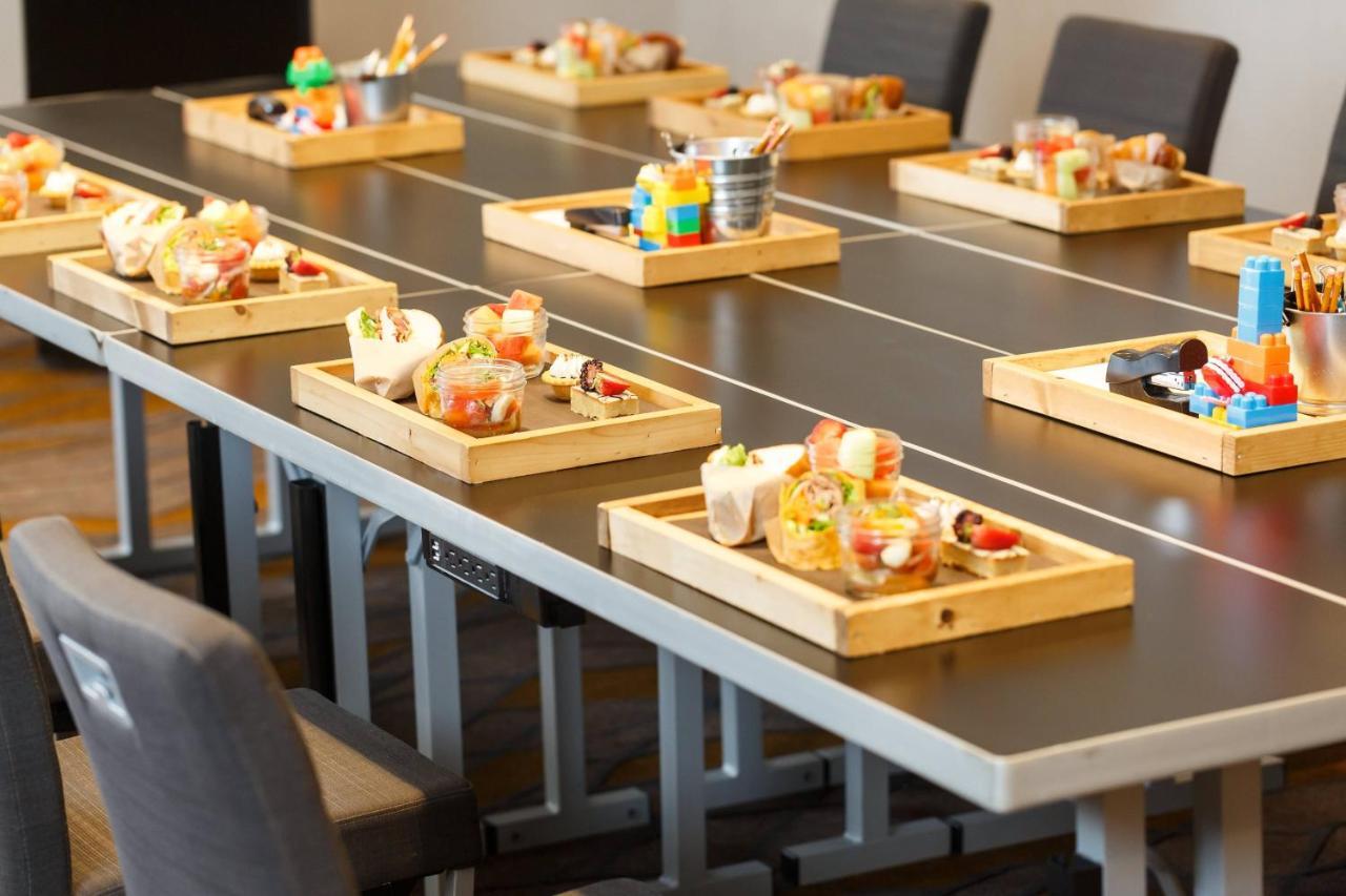 Calgary Marriott Downtown Hotel Ngoại thất bức ảnh