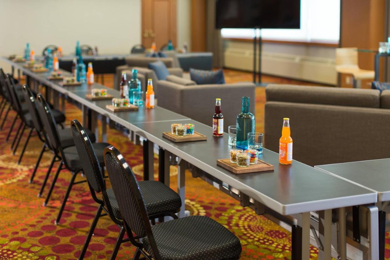Calgary Marriott Downtown Hotel Ngoại thất bức ảnh