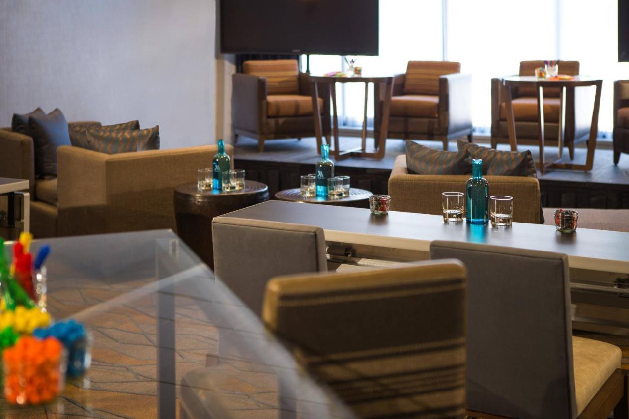 Calgary Marriott Downtown Hotel Ngoại thất bức ảnh