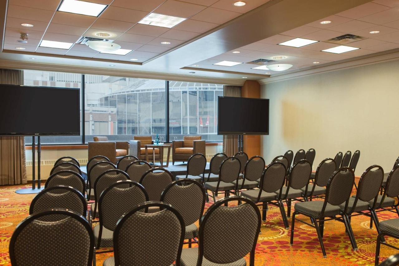 Calgary Marriott Downtown Hotel Ngoại thất bức ảnh