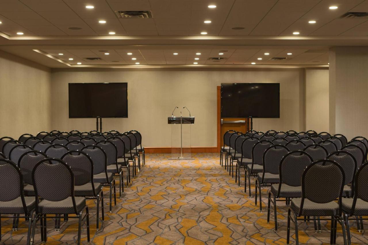 Calgary Marriott Downtown Hotel Ngoại thất bức ảnh