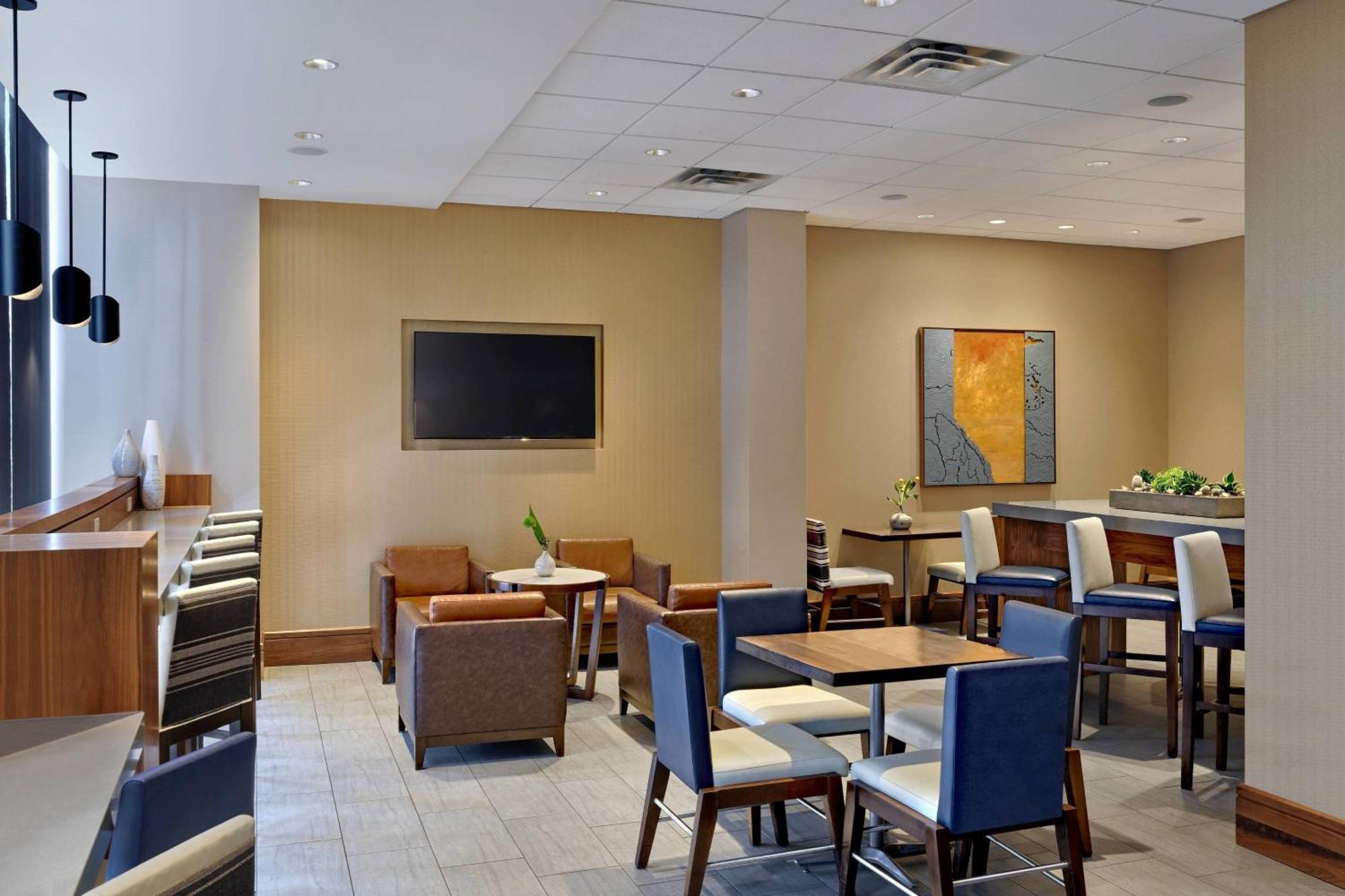 Calgary Marriott Downtown Hotel Ngoại thất bức ảnh